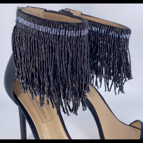 Bcbgmaxazria Devine Ankle Strap Sandal. - Picture 4 of 5